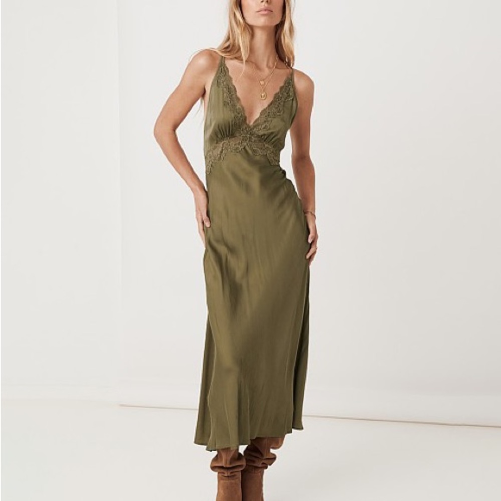 NWT SPELL BOUDOIR DRESS SIZE L
